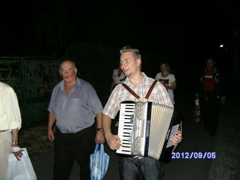 386235_417656558297982_1723752371_n.jpg 386235_417656558297982_1723752371_n.jpg